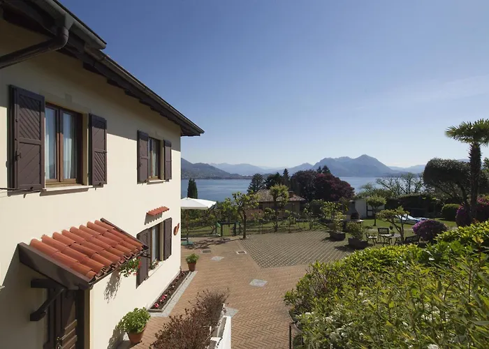 The On The - Happy *