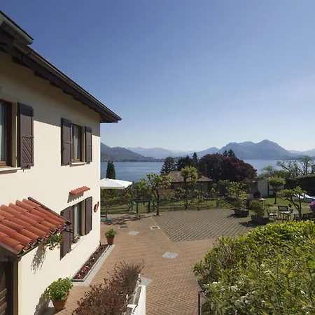 The On The - Happy *